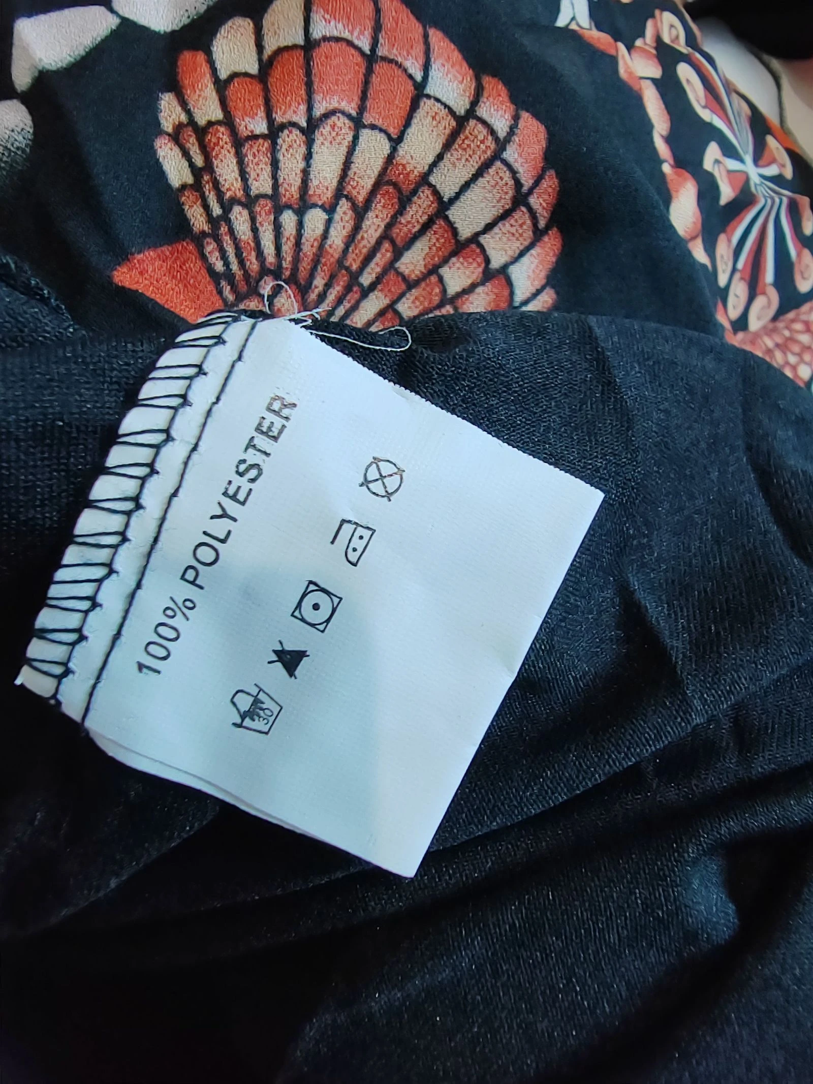Robe assimétrica de cetim – photo 9